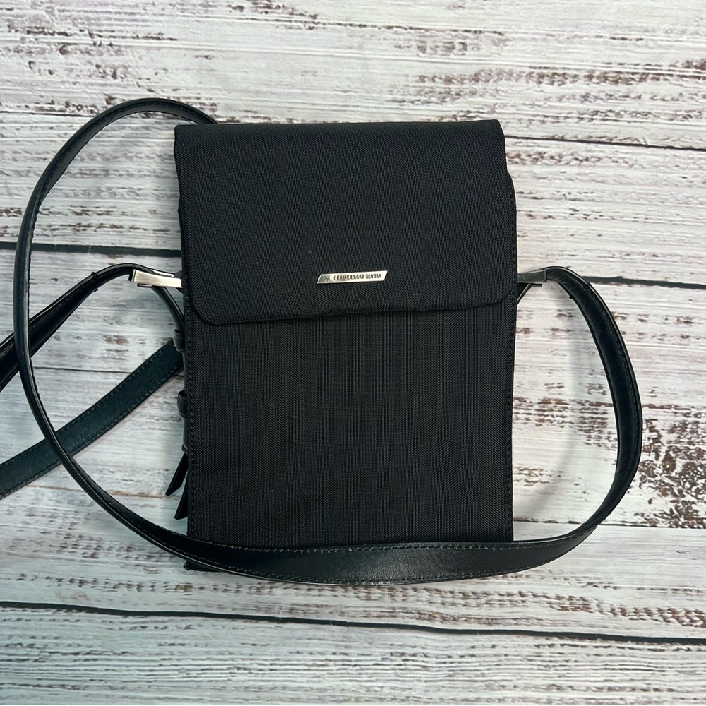 Francesco Biasia Black crossbody purse 3 compartment organizer nylon woven